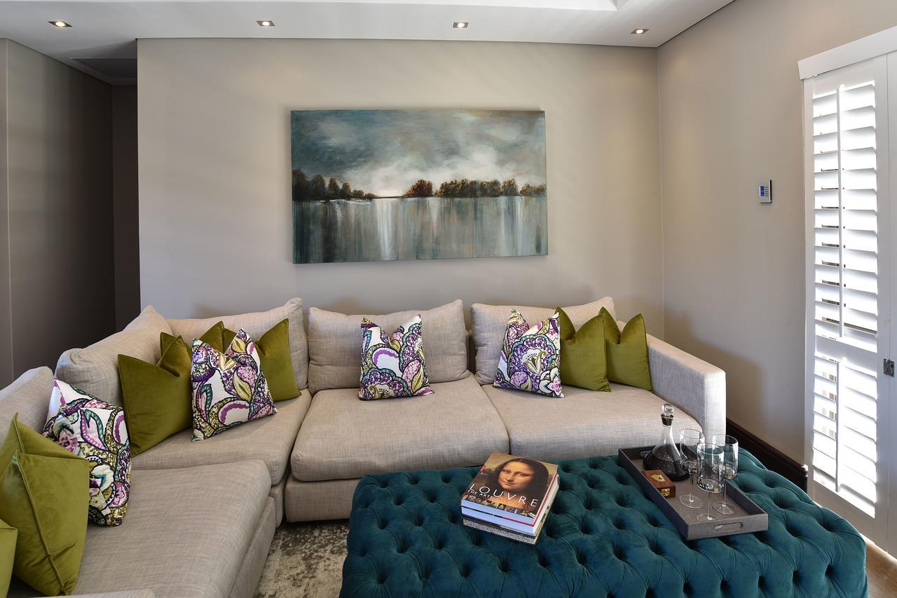 Tredenham Boutique Hotel Bloemfontein Exteriér fotografie A painting by the artist