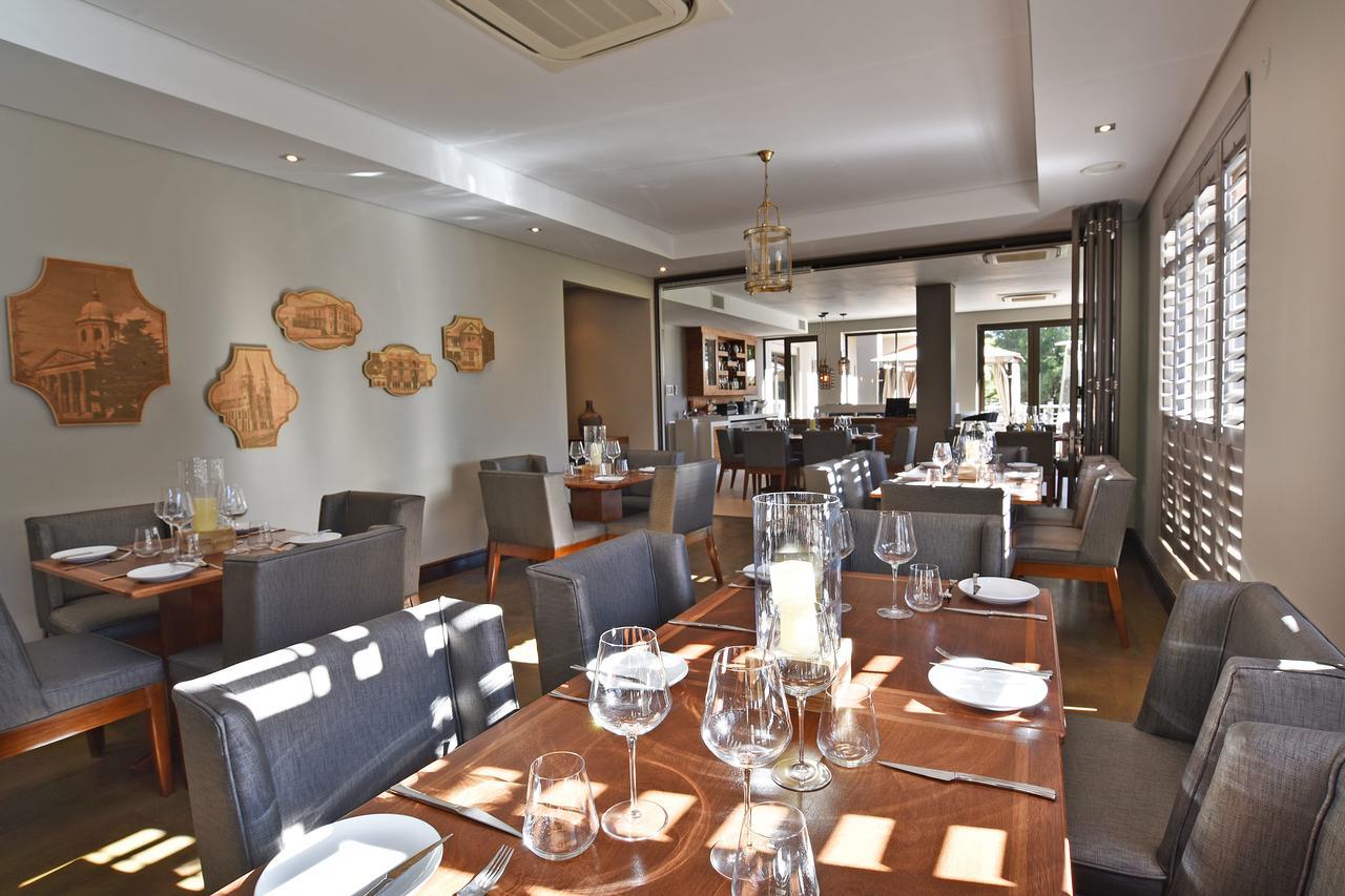 Tredenham Boutique Hotel Bloemfontein Exteriér fotografie The interior of the restaurant