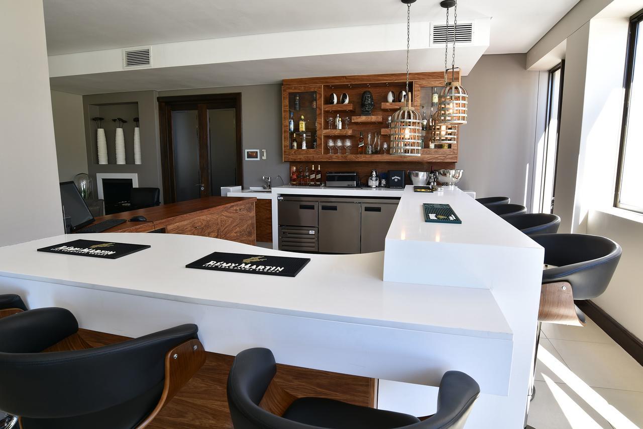 Tredenham Boutique Hotel Bloemfontein Exteriér fotografie A modern kitchen