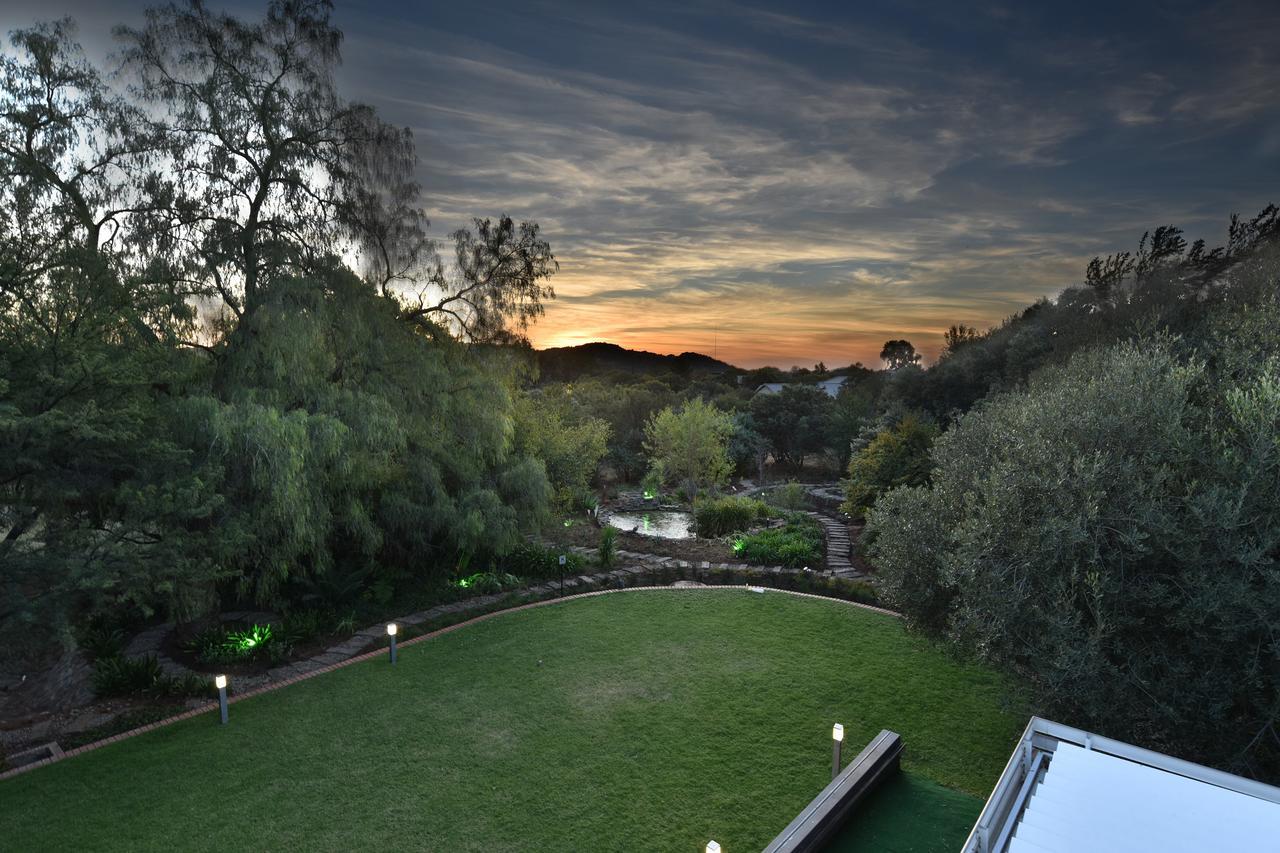 Tredenham Boutique Hotel Bloemfontein Exteriér fotografie The property's grounds