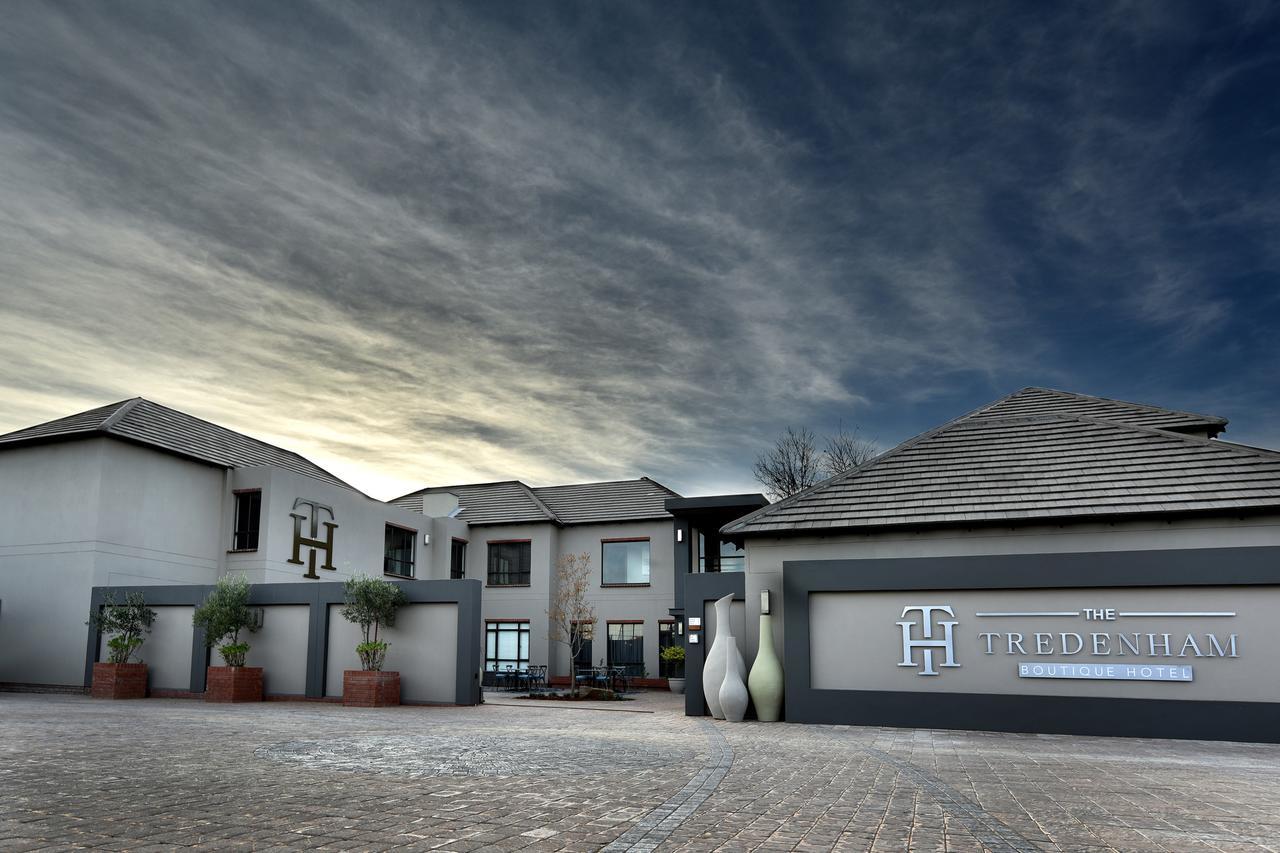 Tredenham Boutique Hotel Bloemfontein Exteriér fotografie The residence of the South African ambassador in Pretoria